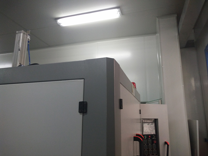 吉拓機(jī)械走向世界無(wú)菌凈化生產(chǎn)線吹瓶機(jī)